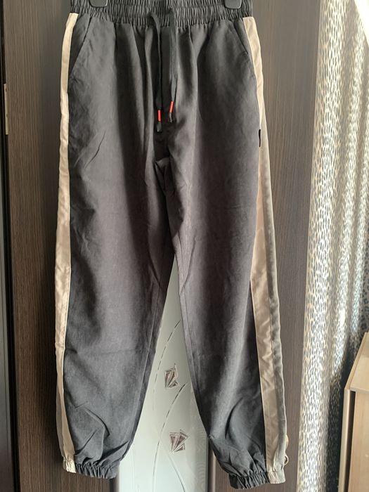 Женская одежда..