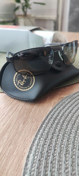 Ray Ban RB 3445 006/11 61