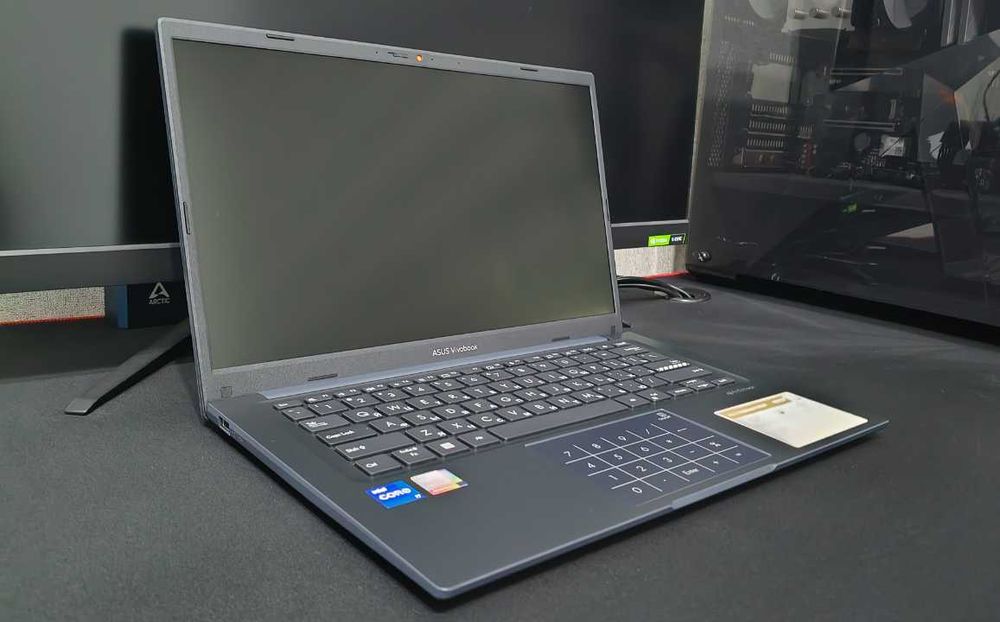 Ноутбук ASUS Core i7 13th