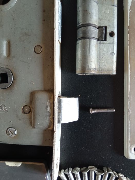 Замок дверной врезной советский