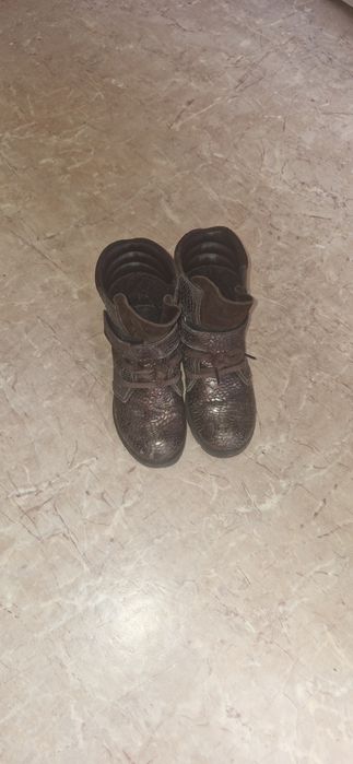 Весенний ортопедический обувь  для девочки