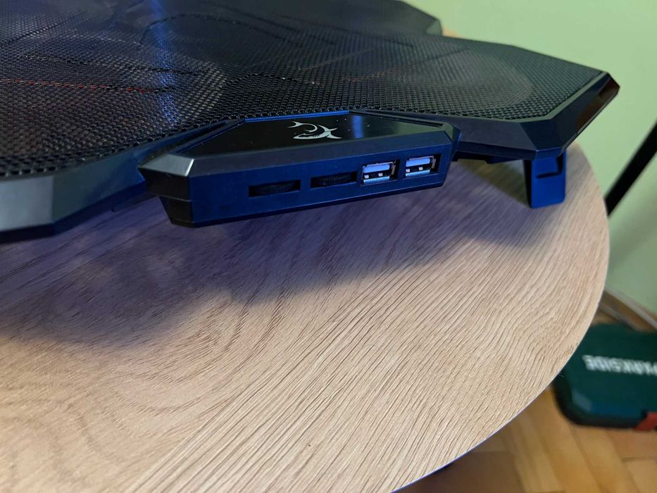 ПРОДАВАМ геймърски Asus TUF A15 FA506NFR