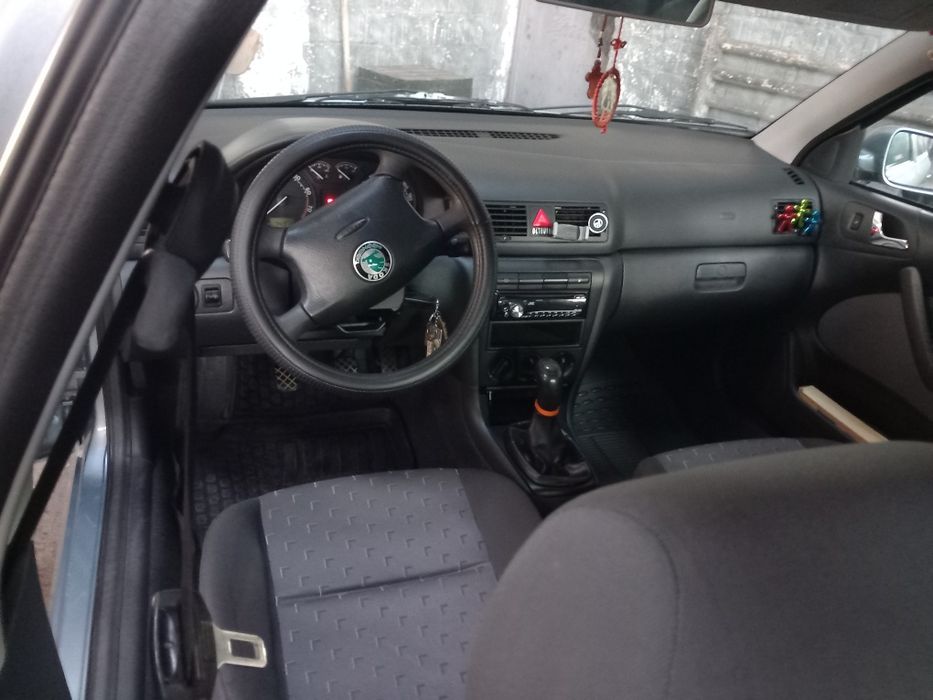 Skoda octavia 1.6 benzina