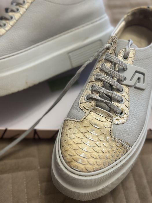 Обувь женская 38 размер