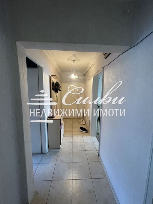 Тристаен апартамент с площ от 82 кв.м.- кв. Тракия