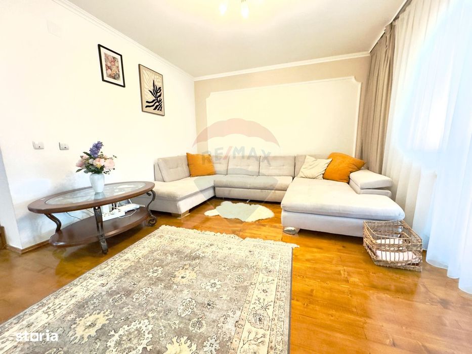 Casă cu 3 camere de închiriat în cartierul Europa