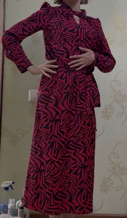 Платье на той длинное