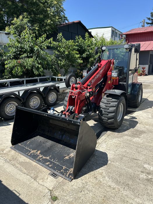 VÂND Încărcător frontal articulat telescopic SCHÄFFER 2630T SLT CAB (2025, doar 74 ore!) + Remorcă M6 Tridem (2025)