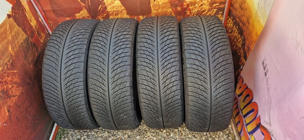 Set 4 Anvelope Michelin 235 50 R19 M+S