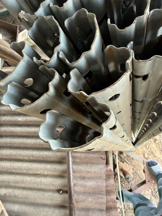 Stalpi metalici zincati