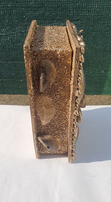 LucruManual facut cu scoici