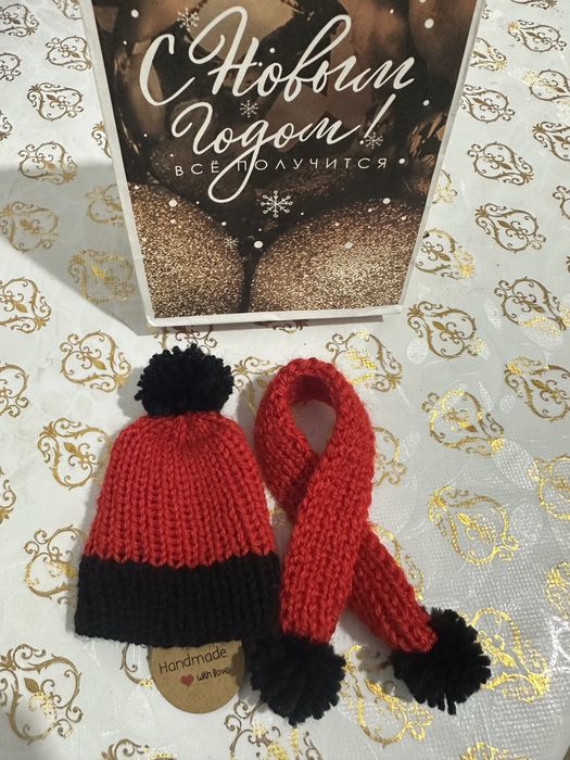 Шапочка на значок Мерседес