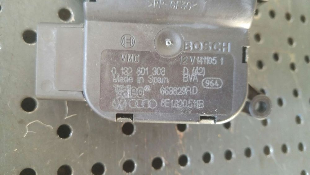 Motoras clapeta aeroterma audi a4 b7 8e 0132801303 683829rd