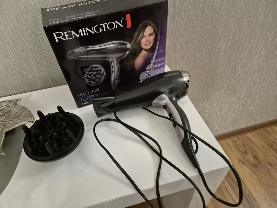 Feon Remington 2400 w cu ionizare 90km/h foarte puternic