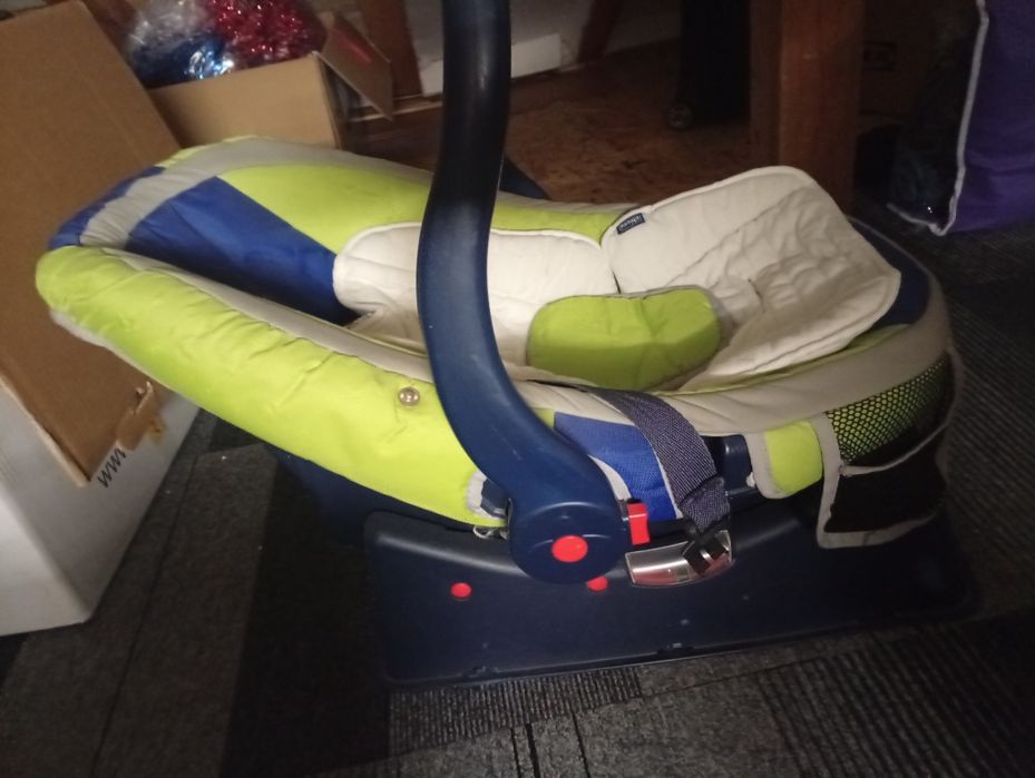 Vând toate produsele cadita scaun auto