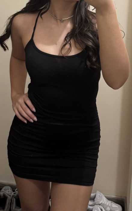 Продавам тези рокли