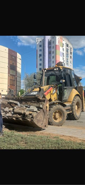 Петушок Эксковатор погрузчик 3в1  Услуга и аренда трактор 3в1