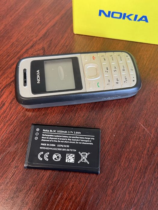 Сотовый телефон NOKIA 1200