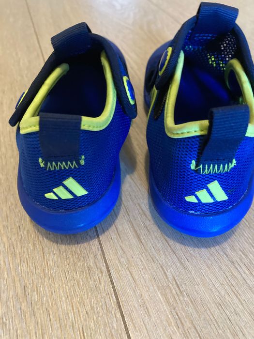 Нови Adidas altaventure-31 номер.