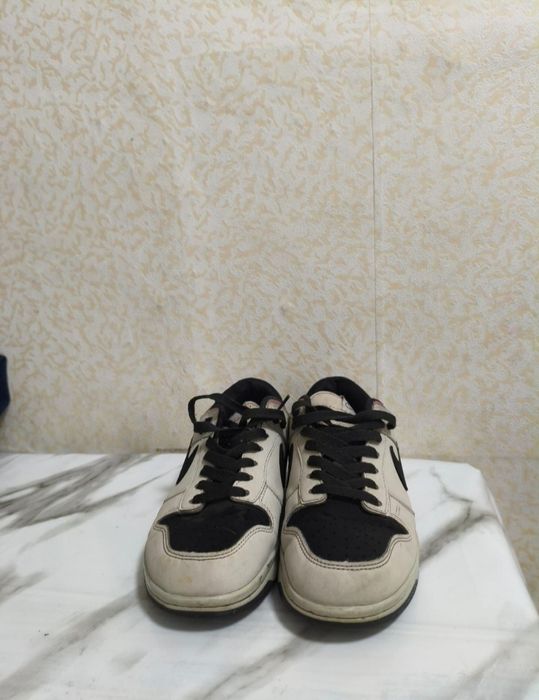 Кроссовки 39-40 размера