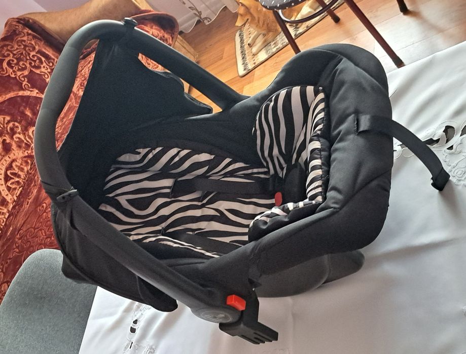 Vand scoica bebelusi.