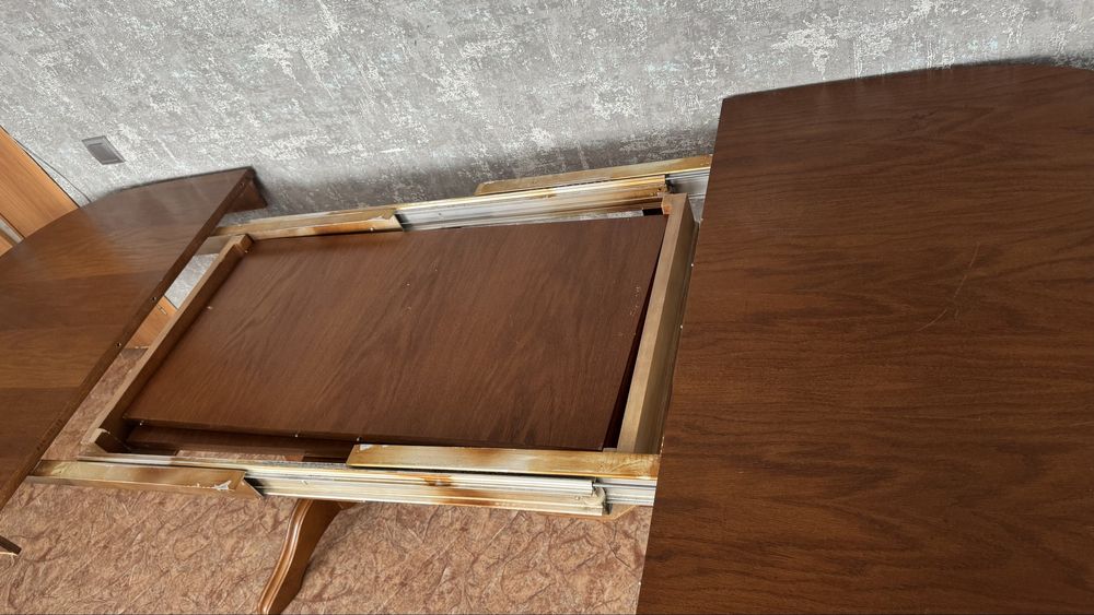 Продам стол со стульями