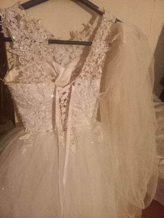 Свадебные платье фата продам