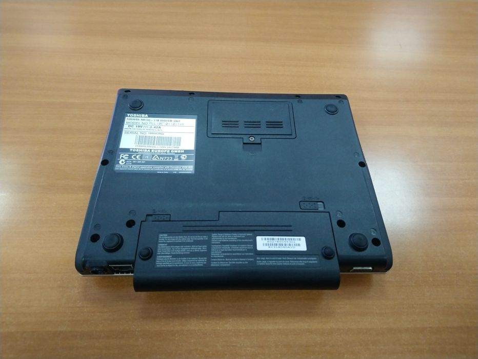 Нэтбук Toshiba NB100