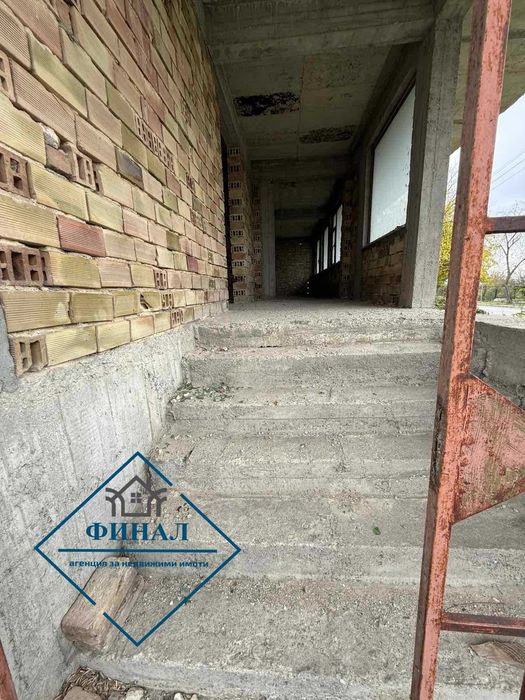 Продава се Промишлена сграда в с. Памукчии, Област Шумен - 813 кв.м за 189 €/кв.м - Снимка #4