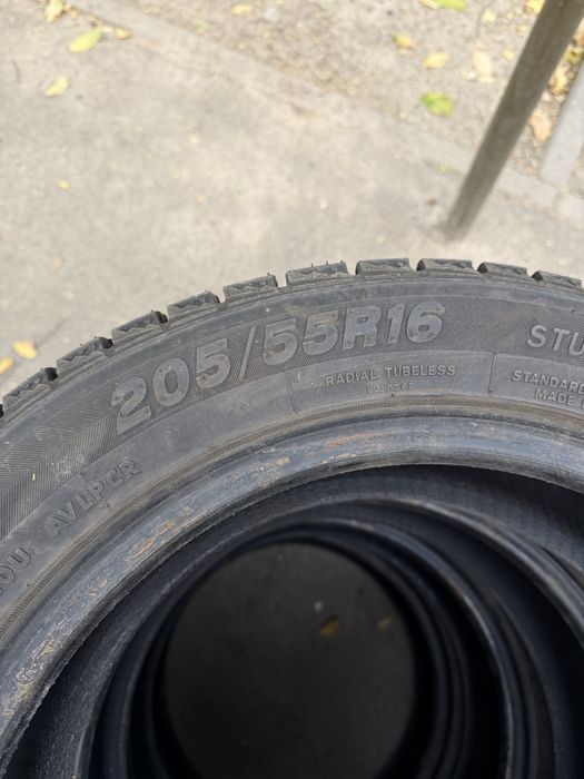 Зимние шины 205/55 16