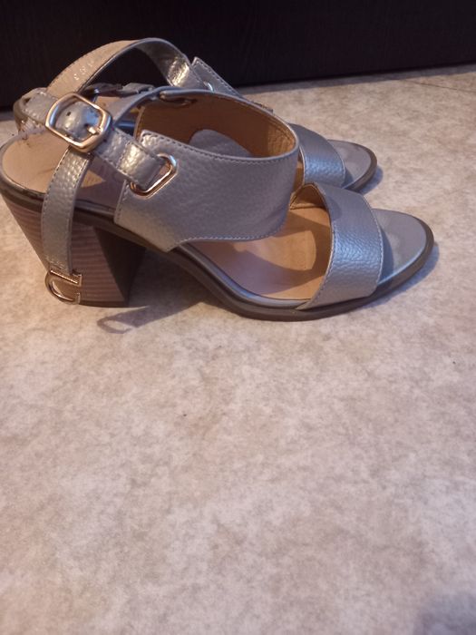 Летние босоножки туфли