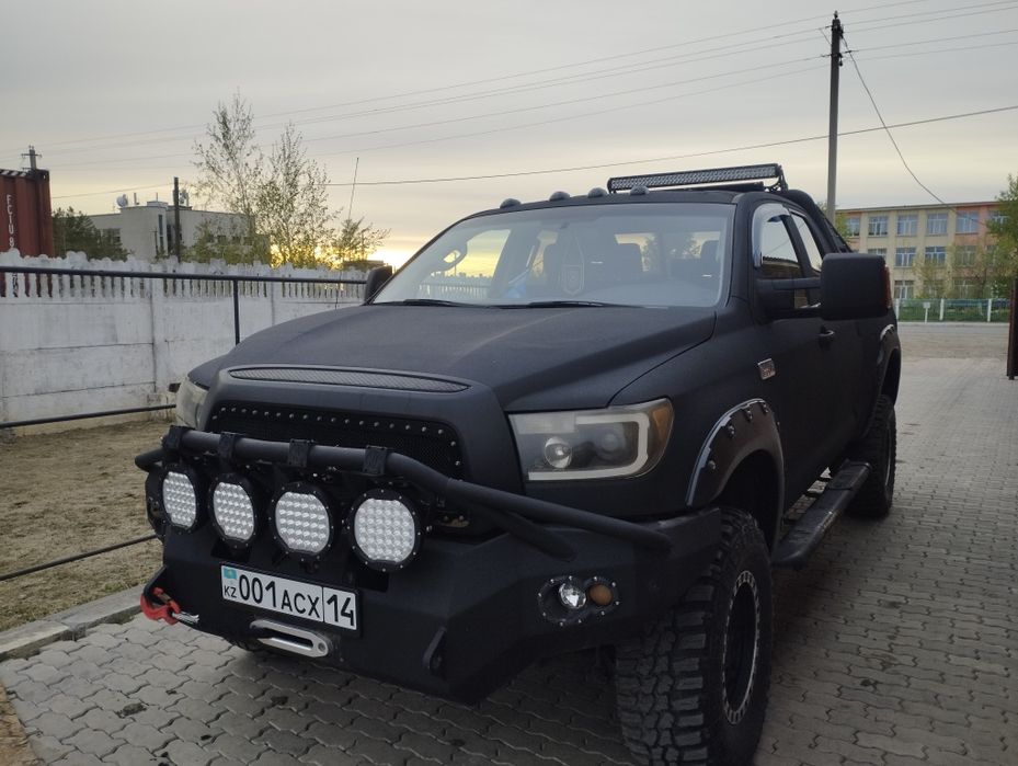 Продам Тойота тундра