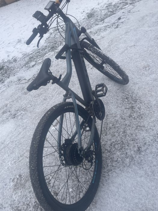 Колелото няма забелешки ако имате интерес ми пишете на лично