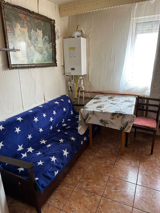 Vind apartament doua camere