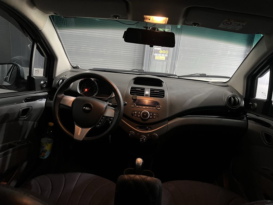 Chevrolet spark sotiladi