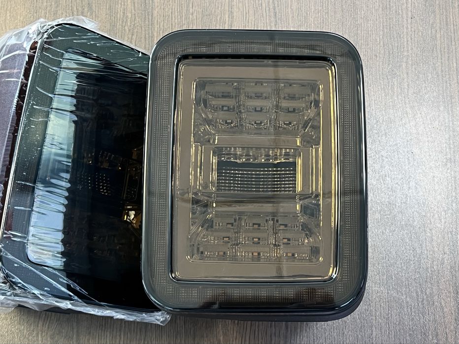 Европейски LED стопове за Jeep Gladiator JT 2020 - 2025