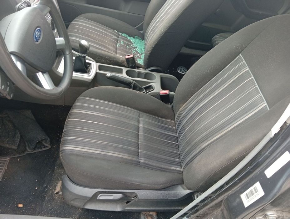 Ford focus 1.6 SHDA 74kw комби за части