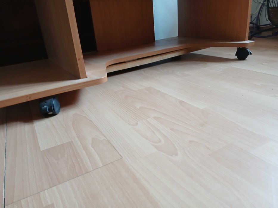 Birou de calculator din PAL melaminat de 18 dimensiuni 105x50x78cm