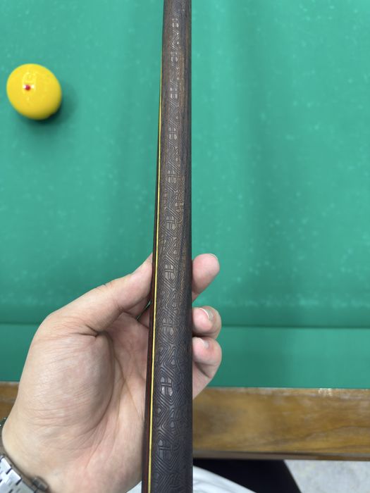 Кий для бильярда ручной работы