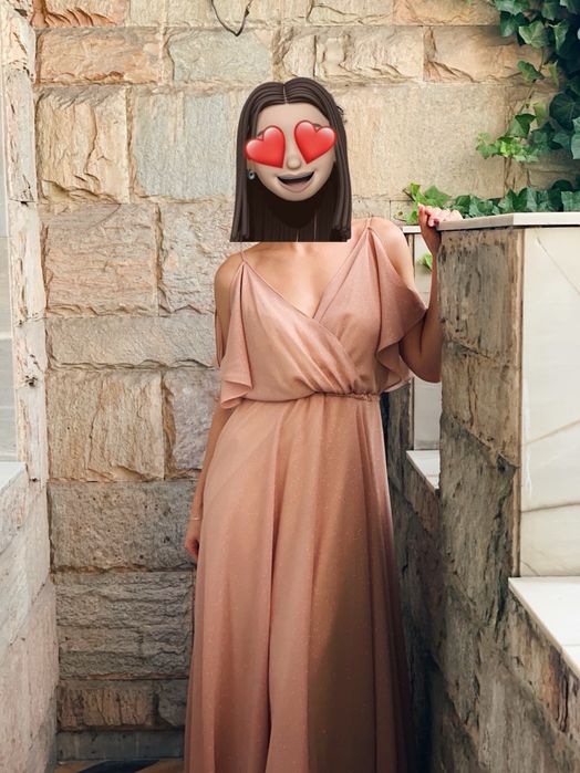 Вечернее платье персиково-песочного цвета