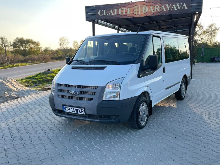 Ford Transit 8+1