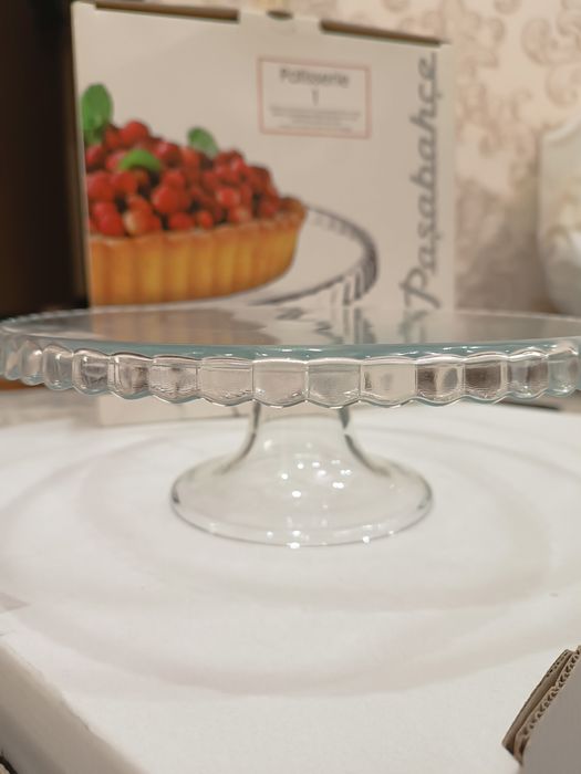 Тортовница стеклянная с бортиком вниз 280мм Patissereie/ блюдо для тор