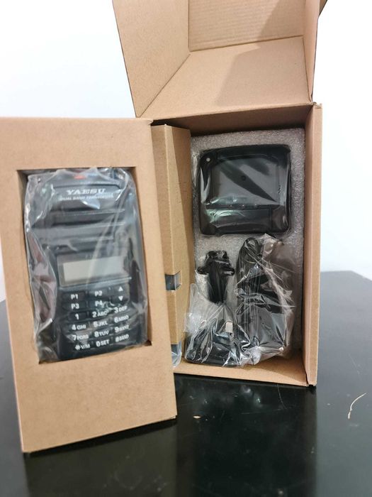 Vand statie emisie-receptie Yaesu FT-65