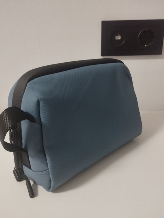 Продам мужскую косметичку