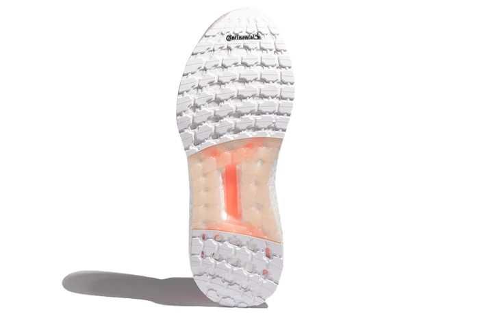 Оригинални дамски обувки ADIDAS ULTRABOOST 20 S.DRY     EU36 -38