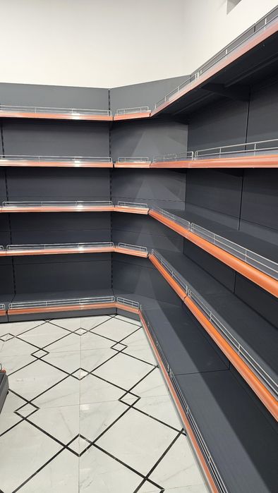 Металлические торговые стеллажи для магазинов