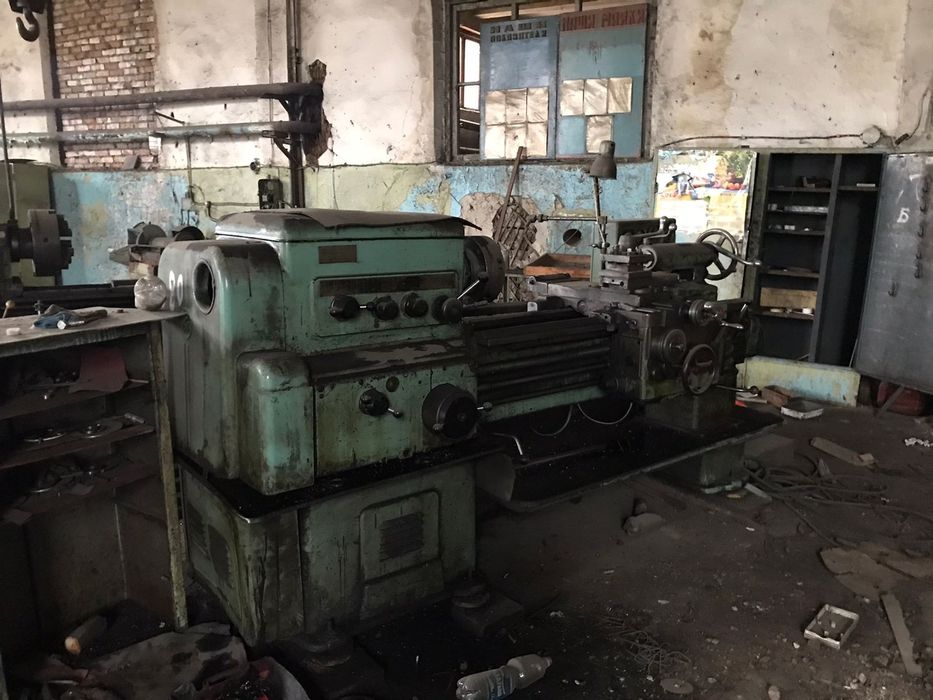 Станки фрезерные расточные. И т.д.