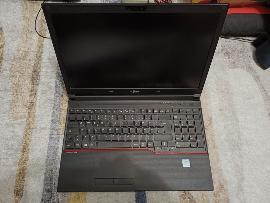 Laptop Fujitsu I5 gen 7