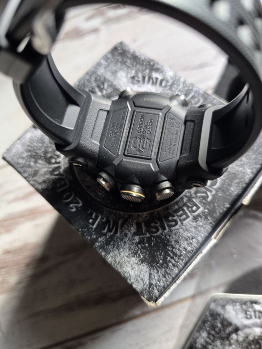 Часовник Casio GG-B100-1AER