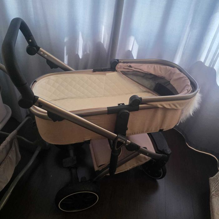 СРОЧНО продам коляску 3 в 1